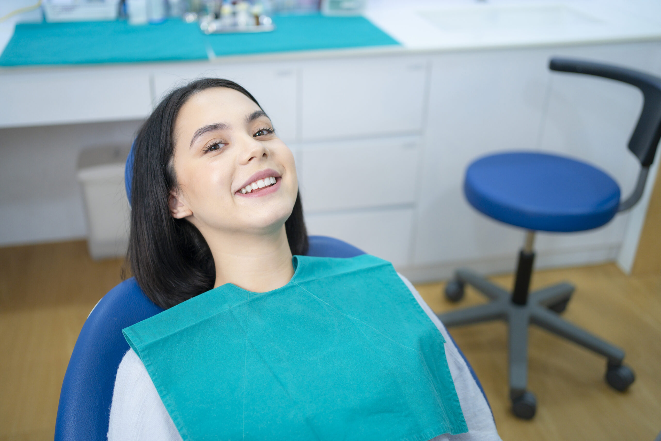 Safe Cosmetic Dental Treatments for Teens